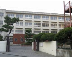 泉南市立信達中学校